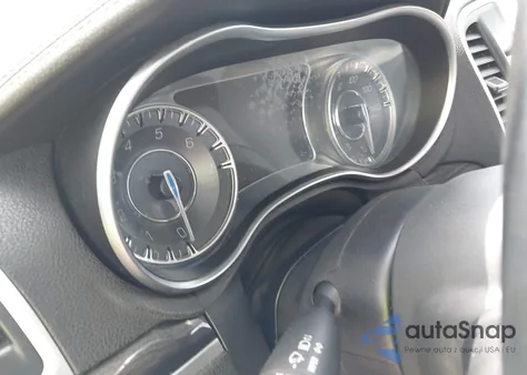 2017 Chrysler 300 Limited z USA, uszkodzony, nr VIN 2C3CCAAG8HH529830